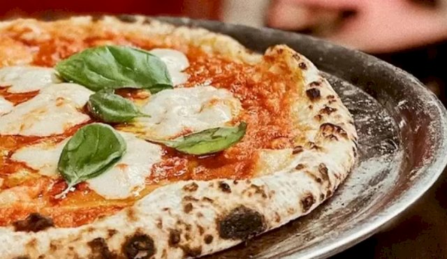 PIZZA