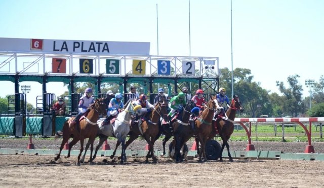 HIPÓDROMO LA PLATA 