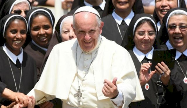 Francisco designó a monjas argentinas para gestionar el monasterio vaticano Mater Ecclesiae